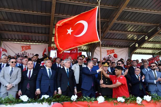 Osmaniye'de 19 Mayıs coşkusu