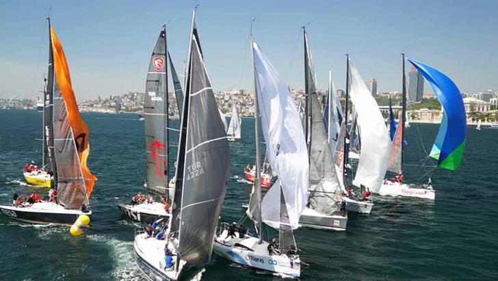Cumhurbaşkanlığı 6. Uluslararası Yat Yarışları Kurtuluş Kupası İstanbul Etabı'nda renkli görüntüler