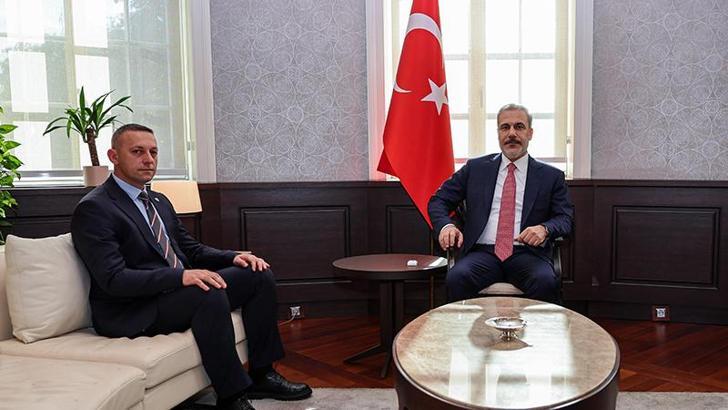 Bakan Fidan, Sancak Demokratik Eylem Partisi Yeni Pazar Milletvekili Şkriyel’i kabul etti