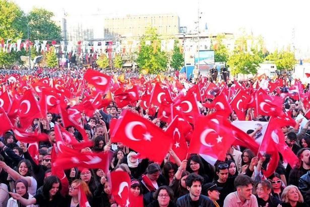 Beşiktaş Belediyesi 19 Mayıs’ı ‘Gençlik Festivali’yle kutladı