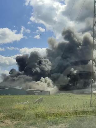 Gebze’de boya fabrikasında yangın