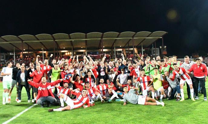 Balıkesirspor'un 2'nci Lig için tek maçı kaldı