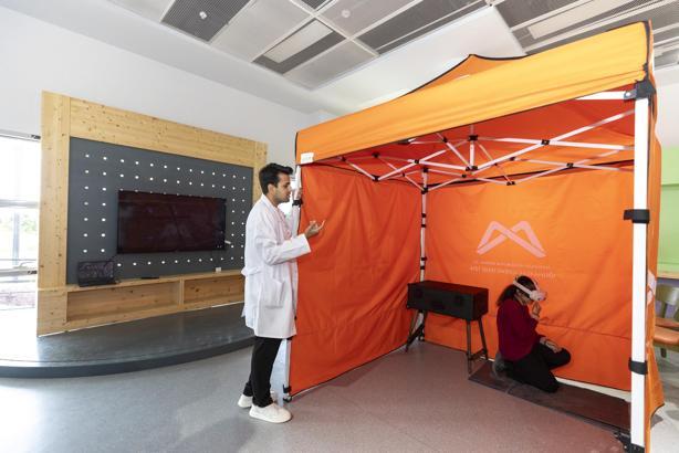 Öğrenciler deprem anını ve sonrasını sanal gerçeklik ile deneyimliyor