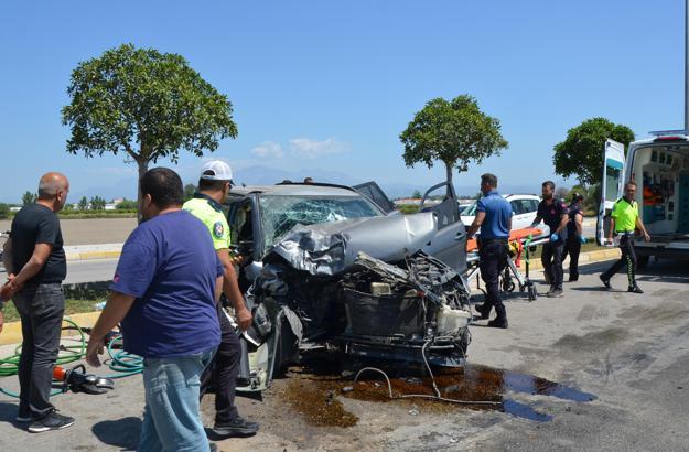 Ciple iş makinesi çarpıştı: 2 yaralı