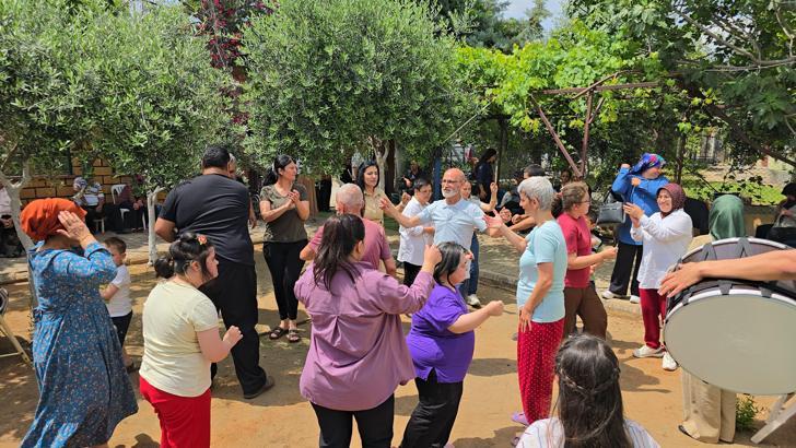 Engelliler ile aileleri gönüllerince eğlendi