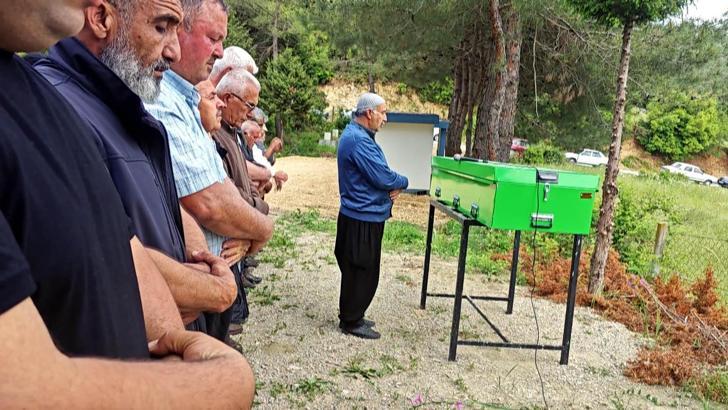 Erkek arkadaşının bıçakla öldürdüğü Şevval, toprağa verildi