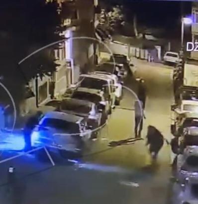 İstanbul-Beşiktaş’ta yan bakma kavgasında kaldırım taşıyla başına vuranlara silahla ateş açtı: 7 yaralı