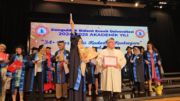YÖK’ün kontenjanıyla üniversiteli olan 34 yaş üstü kadınlar mezun oldu