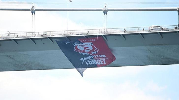 ABB FOMGET Bayrağı İstanbul Boğazı’nda Dalgalanıyor