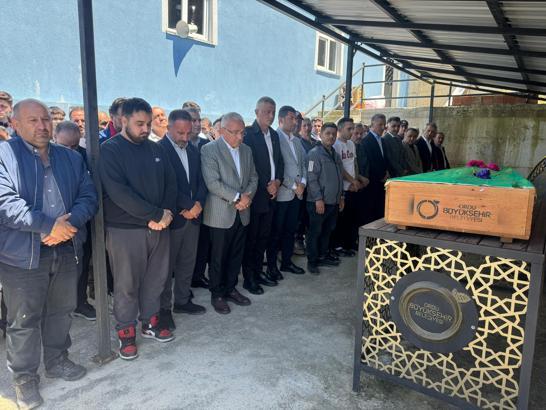 Denizde boğulma tehlikesi geçiren liselilerden Orhan’dan sonra Yiğitcan da kurtarılamadı (2)