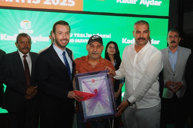 İstiklal Mahallesi'nin tapu sorunu çözüldü