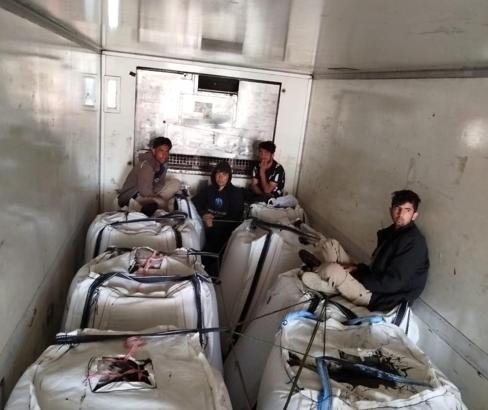 Sivas'ta durdurulan TIR'larda 7 düzensiz göçmen yakalandı