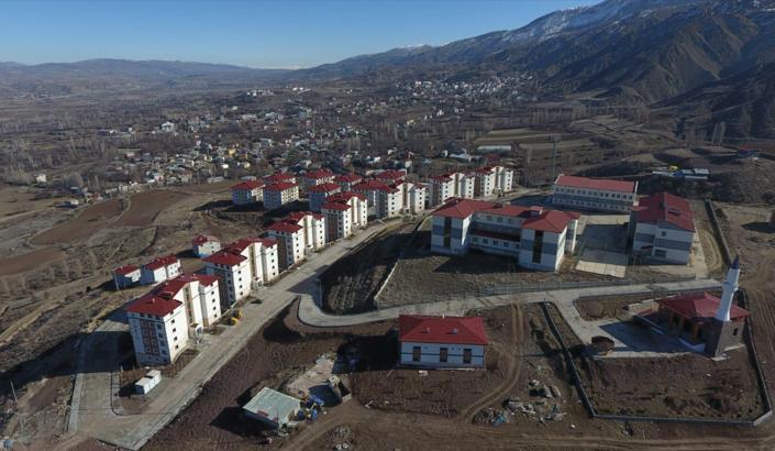 Akıncılar'da 2'nci etap TOKİ konutları teslim ediliyor