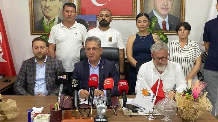 Fethiye'de AK Parti binasına taşlı saldırı (2)