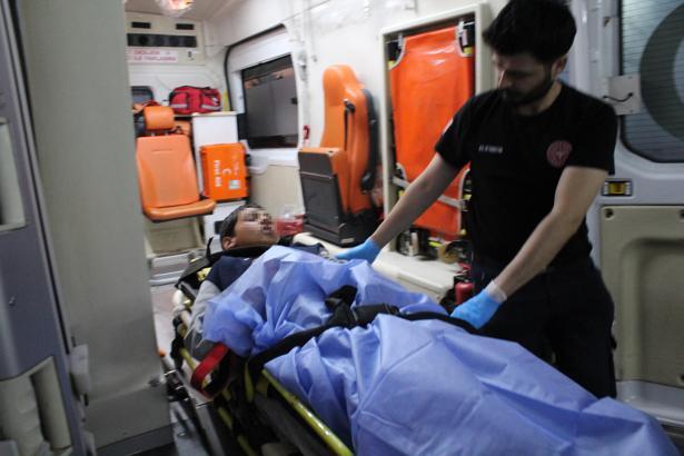 15 yaşındaki çocuk, 12 yaşındaki arkadaşını havalı tüfekle bacağından vurdu