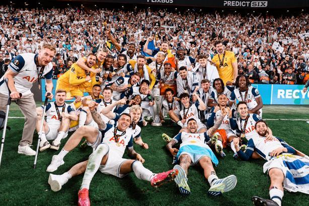 Premier Lig’de sıkıntılı günler geçiren Tottenham’ın Avrupa Ligi zaferi