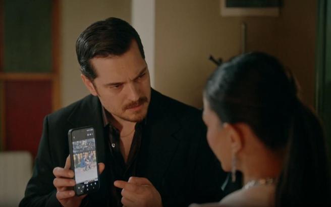 Eşref Rüya, yeni bölümüyle milyonları ekrana kitledi