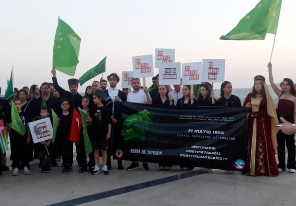 Mersin’de Çerkesler, ataları için yürüdü