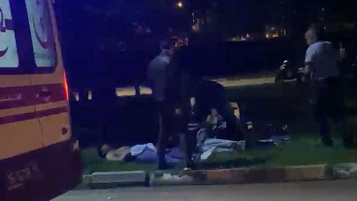 Parkta 2 genci lazerle taciz edip, bıçakla yaralayan 2 şüpheliden 1’i tutuklandı