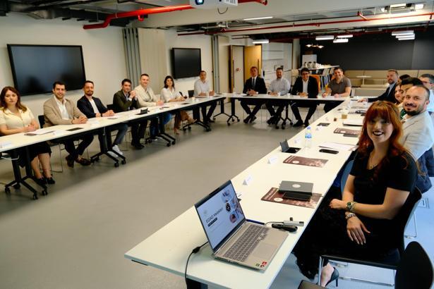 EGİAD Melekleri, Danışma Kurulu ile stratejik yol haritasını belirledi