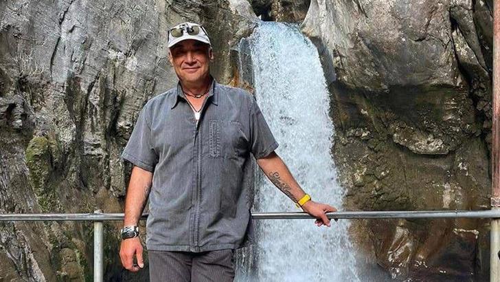 Beşiktaş’ta eski Yeşilçam oyuncusu üniversite öğrencisi tarafından bıçaklanarak öldürüldü: Şüphelinin kaçış anları kamerada