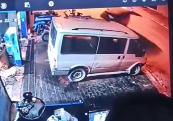 Altınözü’nde aynı bölgede üçüncü kaza anı kamerada