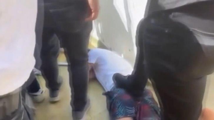 İstanbul - Bahçelievler'de operasyon: Bacaya gizlenmiş uzun namlulu silah ele geçirildi