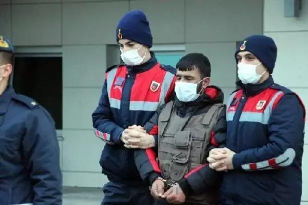 Ustasını 79 bıçak darbesiyle öldüren sanığa ikinci kez müebbet hapis