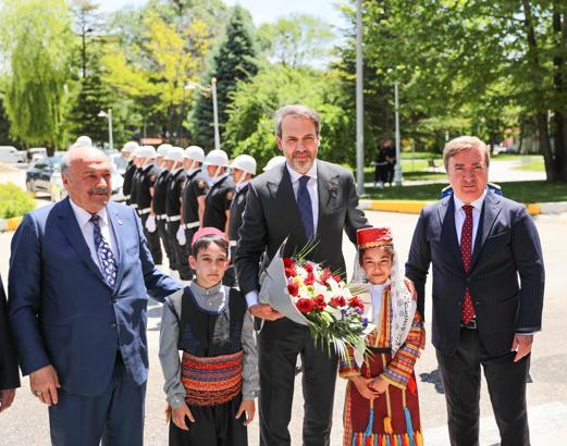 Bakan Bayraktar: 3 yılda elektrik ve doğal gazda 1 trilyon lira destek verdik