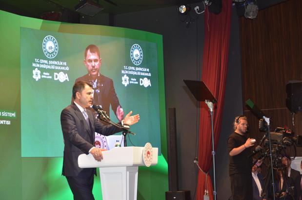 Bakan Kurum: Bu sistemle yılda 200 binden fazla pet şişe toplamayı hedefliyoruz (2)