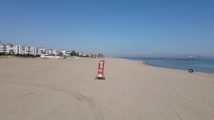 Karasu'da cankurtaran kulesini çaldılar