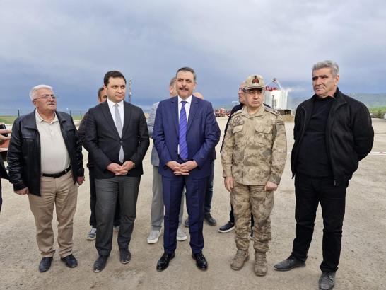 Erzurum'da asfalt üretim tesisinde gaz sıkışması kaynaklı patlama: 1 ölü, 1 yaralı (2)