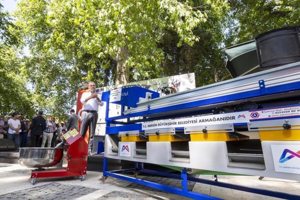 Mersin Büyükşehir tarıma can suyu olmaya devam ediyor