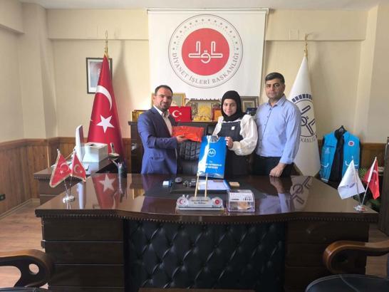 Umre ödüllü bilgi yarışmasında dereceye giren öğrenci ödüllendirildi