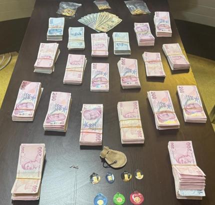 Kuyumculara sahte altın satan 2 şüpheli yakalandı