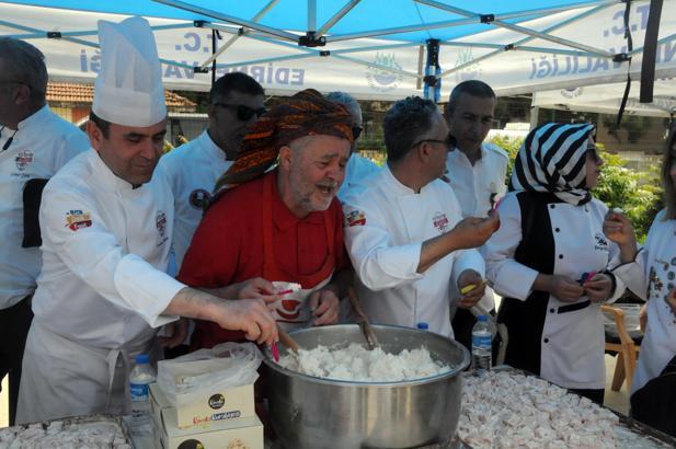 Edirne Gastronomi Akademi, lezzet tadımı ve yemek yarışmalarıyla açıldı