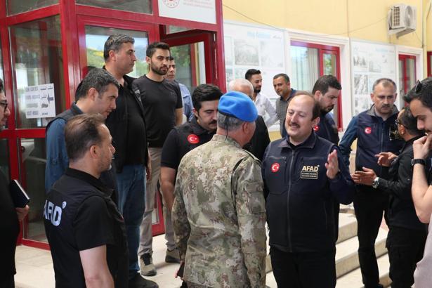 AFAD Başkanı Pehlivan, Yayladağı Gümrük Kapısı’nda incelemelerde bulundu