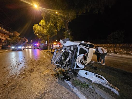 Adana'da otomobil, taksiye çarptı; 5 yaralı