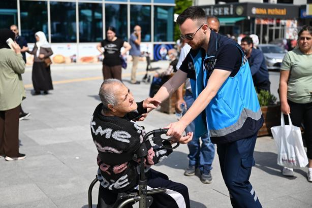 Mersin Büyükşehir’den, onkoloji hastalarına konforlu ve güvenli ulaşım hizmeti