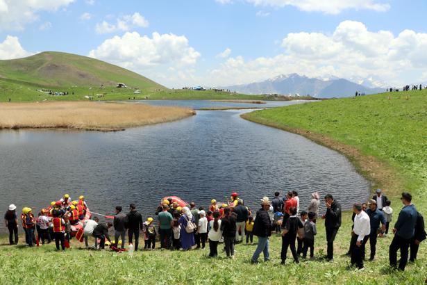 Hakkari'de 30 yıldır çıkılamayan 3 bin 400 rakımlı yaylada ilk festival