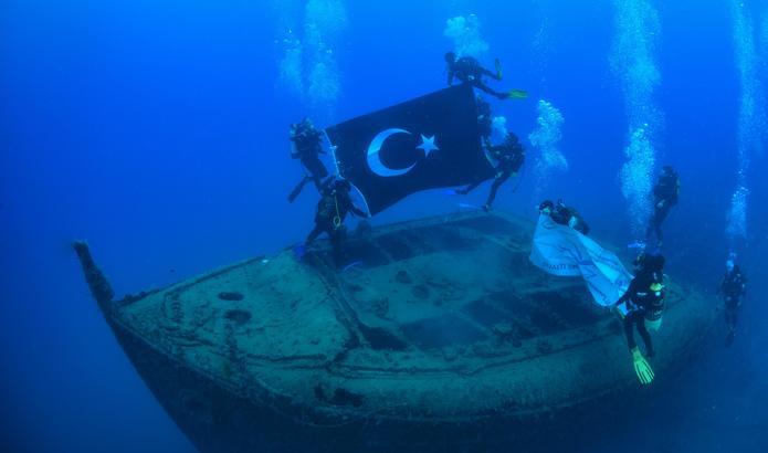 'Akdeniz'in Çanakkale'sine dalış yaptılar
