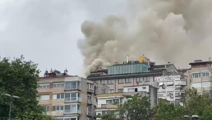 İstanbul- Nişantaşı'nda inşaat halindeki binada yangın -1