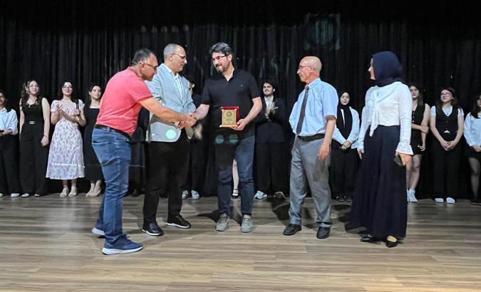 Erdemli’de Matematik Olimpiyatları'nda dereceye giren öğrenciler ödüllerini aldı