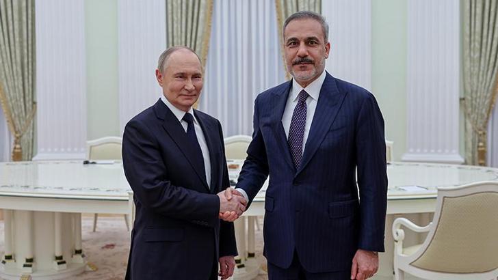 Bakan Fidan, Putin ile bir araya geldi