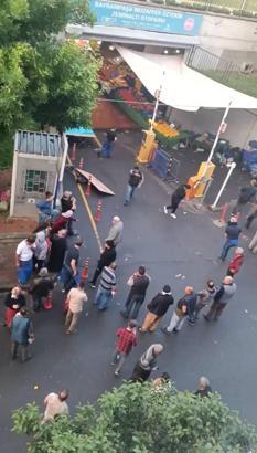 İstanbul - Bayrampaşa’da polisin kavgaya biber gazı ile müdahalesi pazarda alışveriş yapanları etkiledi