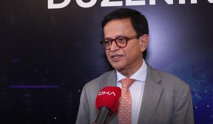 'Yeni Küresel Düzenin Kodları' BAU’da tartışıldı