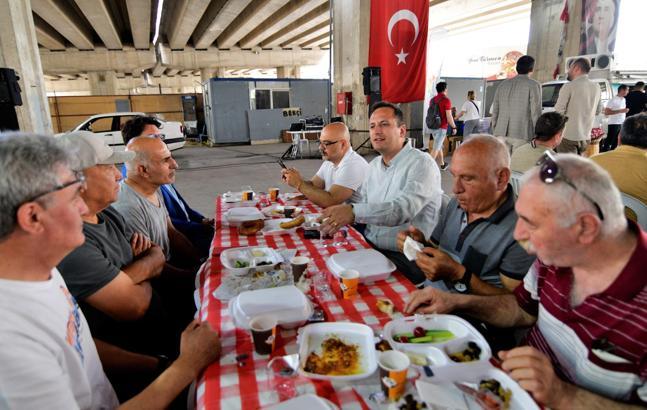 Bornova'da mahalle meclislerinin ilk toplantısı Kazım Dirik'te yapıldı