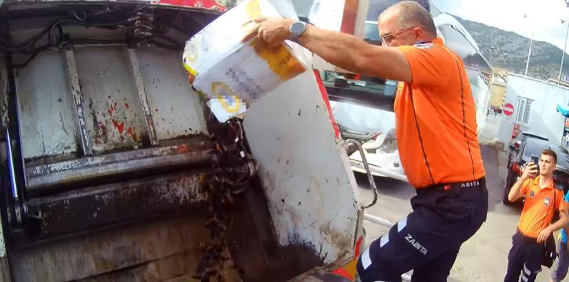 Otobüsle taşınan 50 kilo midye imha edildi