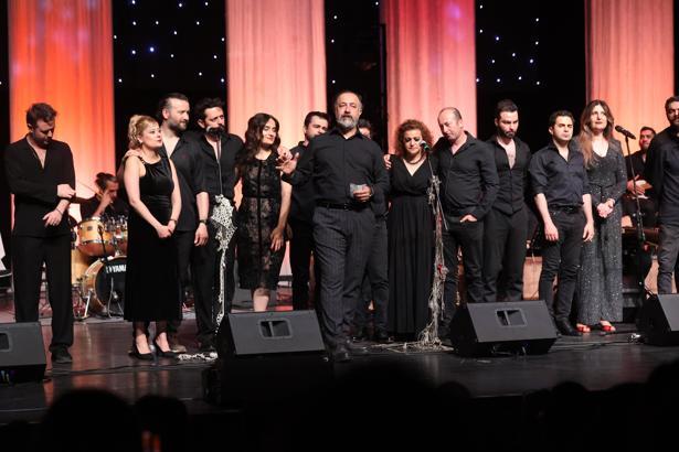 AŞT 41'inci yılında seyirci rekoru kırdı