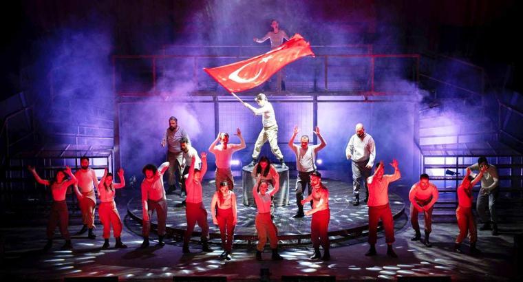 Antalya'da perdeler son kez açılıp kapandı